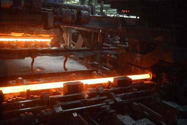 Hot Rolled Seamless Steel Tube Production